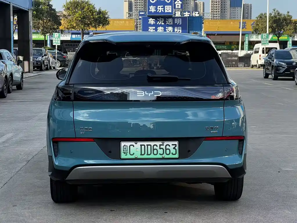 BYD Sealion 05 EV 2025 — фото 6