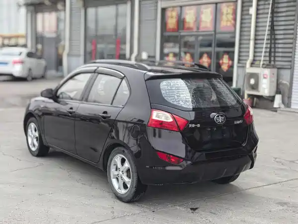 FAW Xiali N7 2013