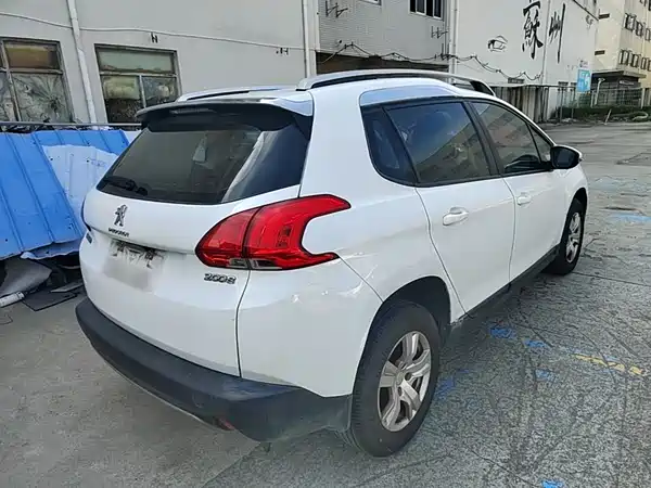 Peugeot 2008 2015
