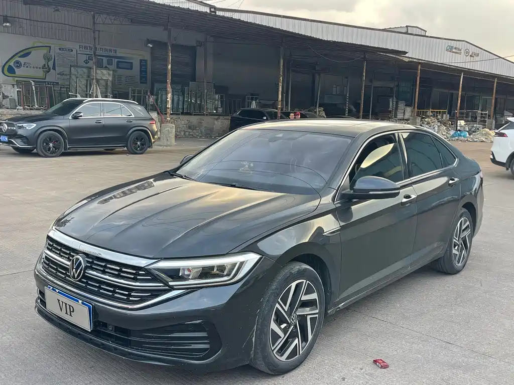 Volkswagen Sagitar 2023