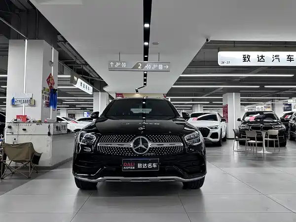 Mercedes-Benz GLC 2023