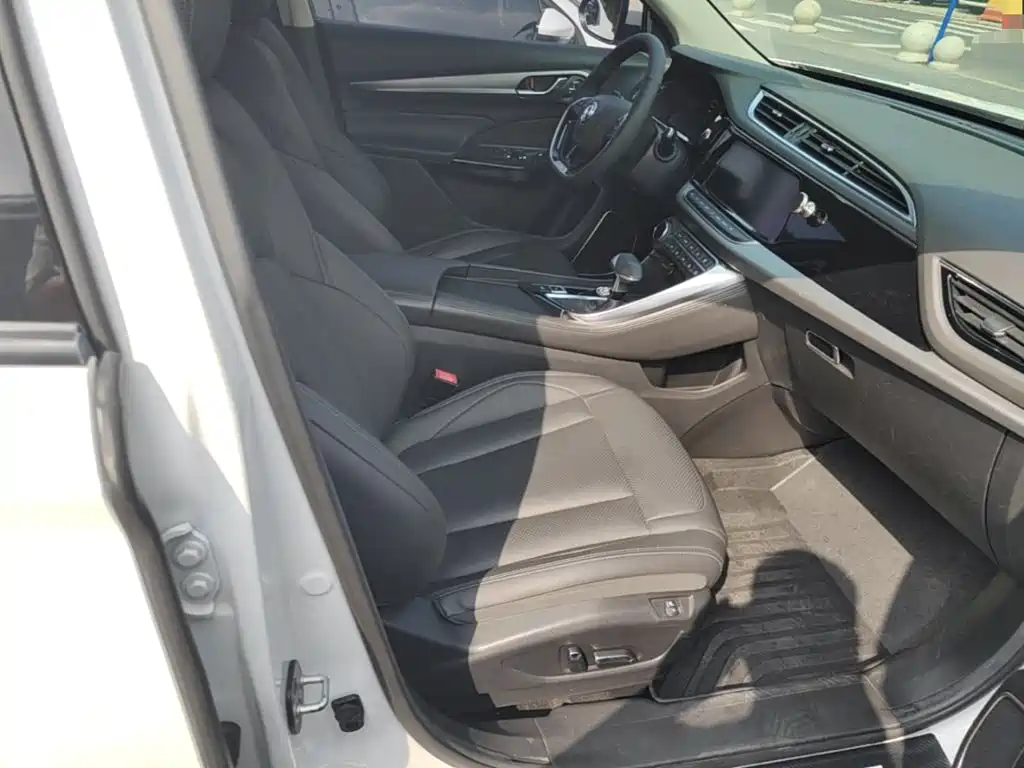 Dongfeng Fengshen AX7 2019 — фото 25