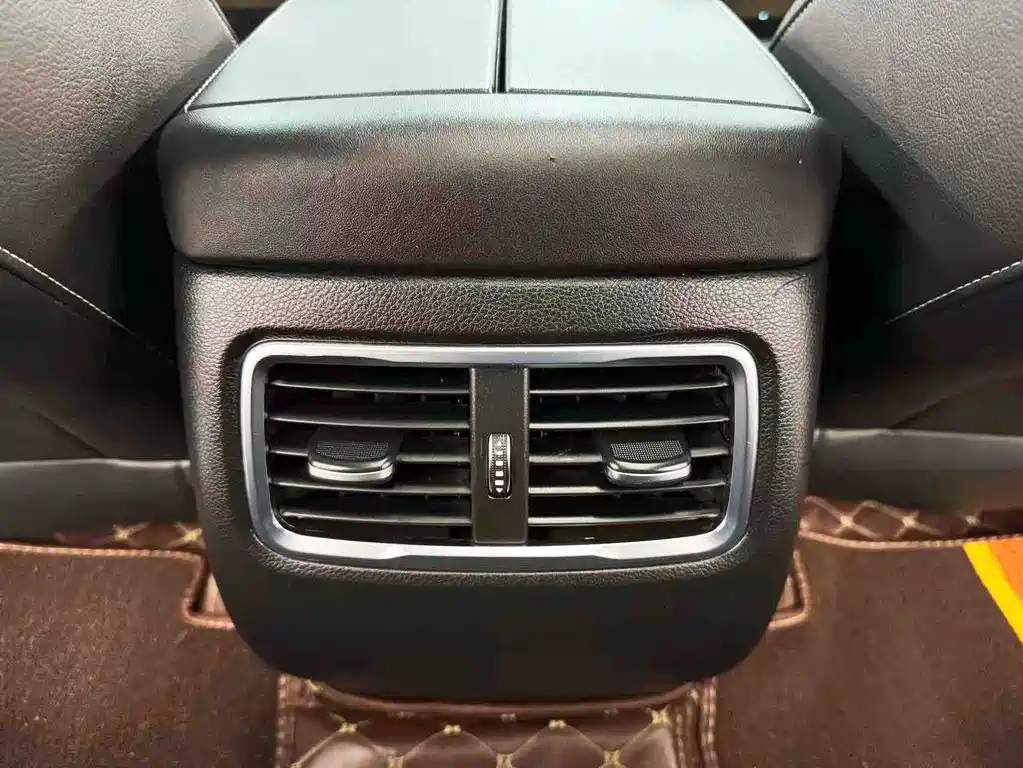 GAC Trumpchi GS8 2021 — фото 13