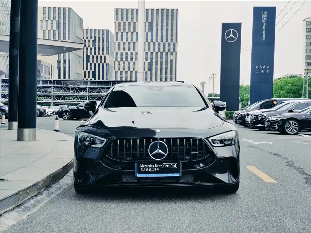 Mercedes-Benz AMG GT 2025 — фото 2