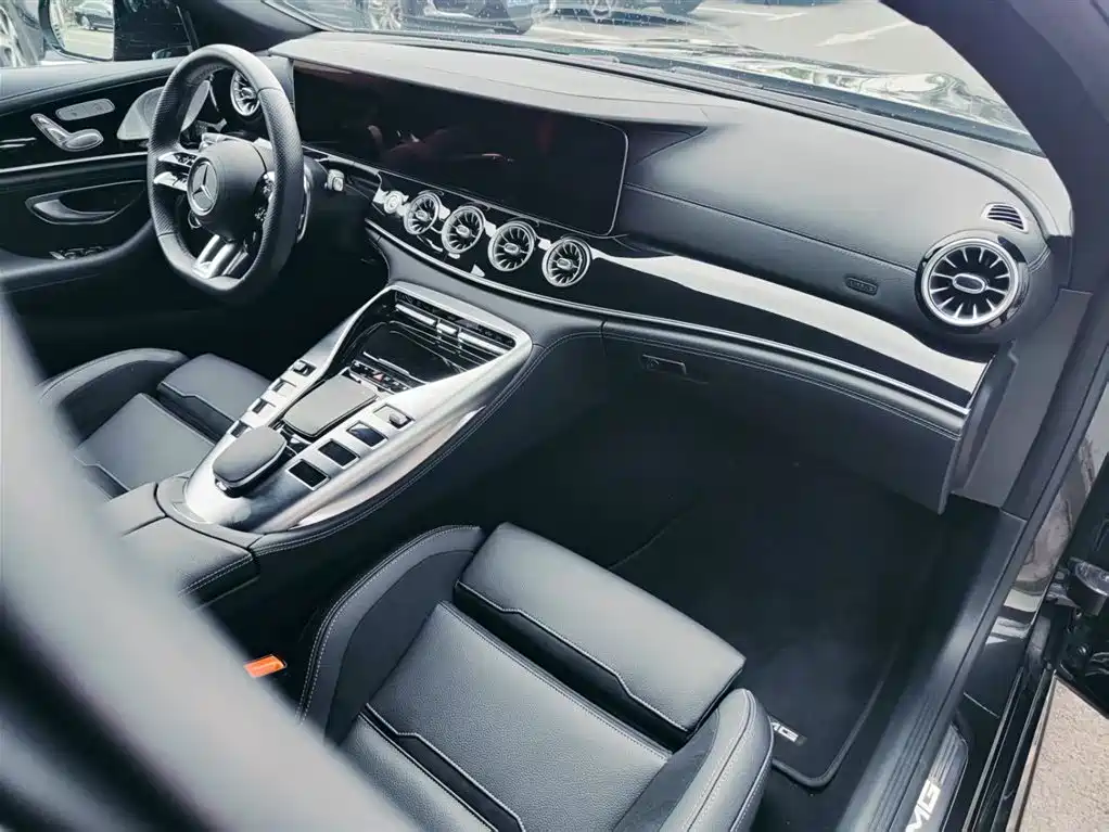 Mercedes-Benz AMG GT 2025 — фото 20