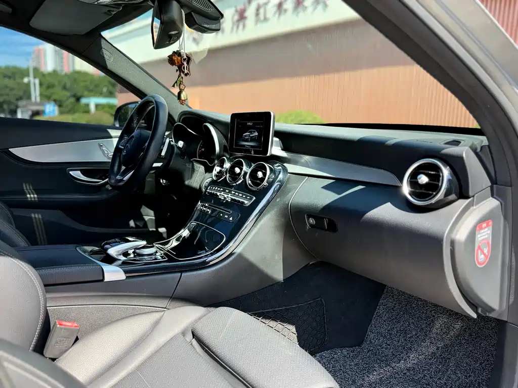 Mercedes-Benz C-Class 2016 — фото 21