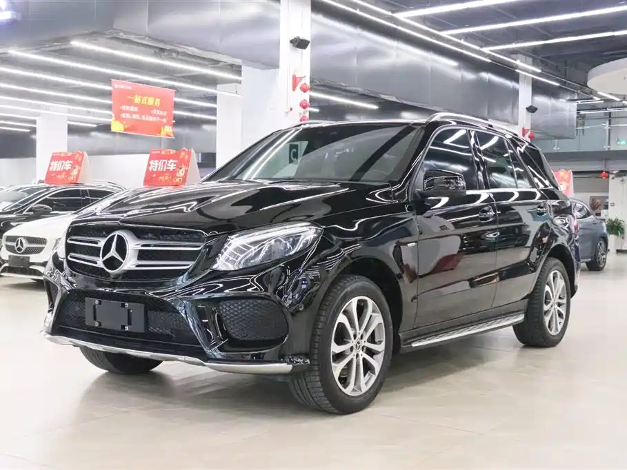 Mercedes-Benz GLE 2019 — фото 1