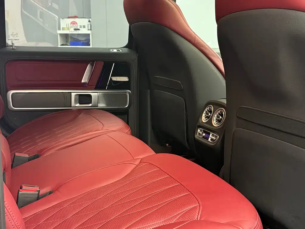 Mercedes-Benz G-Class AMG 2023 — фото 4