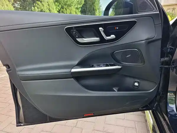 Mercedes-Benz C-Class 2022