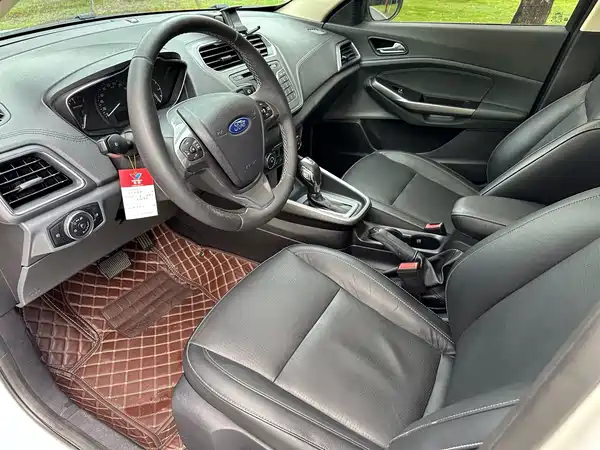 Ford Escort 2017