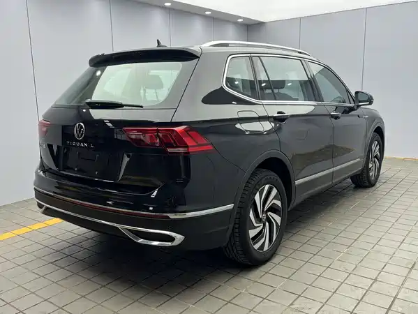 Volkswagen Tiguan L 2023