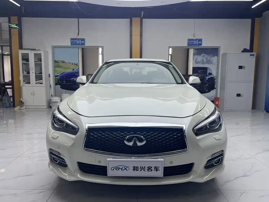 Infiniti Q50L 2017 — фото 2