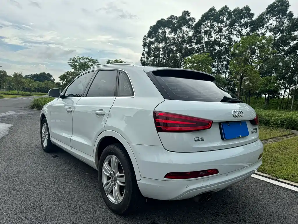 Audi Q3 2014