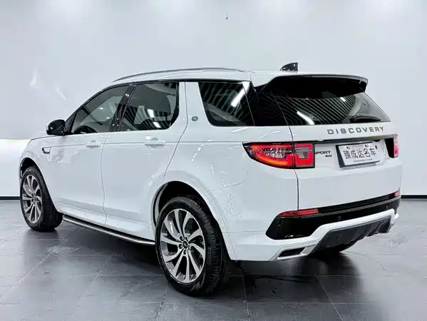 Land Rover Discovery Sport 2023
