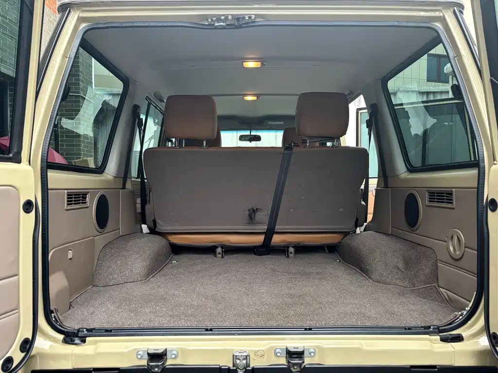 Toyota Land Cruiser 2016 — фото 19