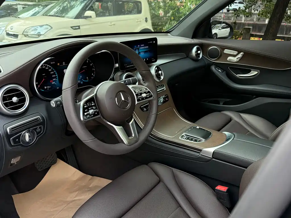 Mercedes-Benz GLC 2022