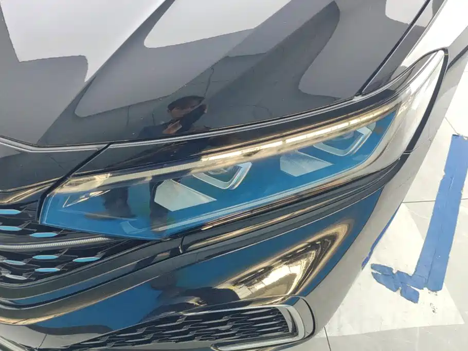Volkswagen Passat 2023