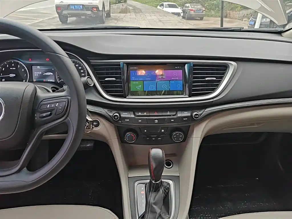 Buick Excelle 2016 — фото 13