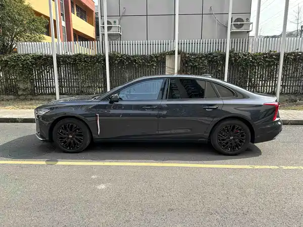 Hongqi H5 2023