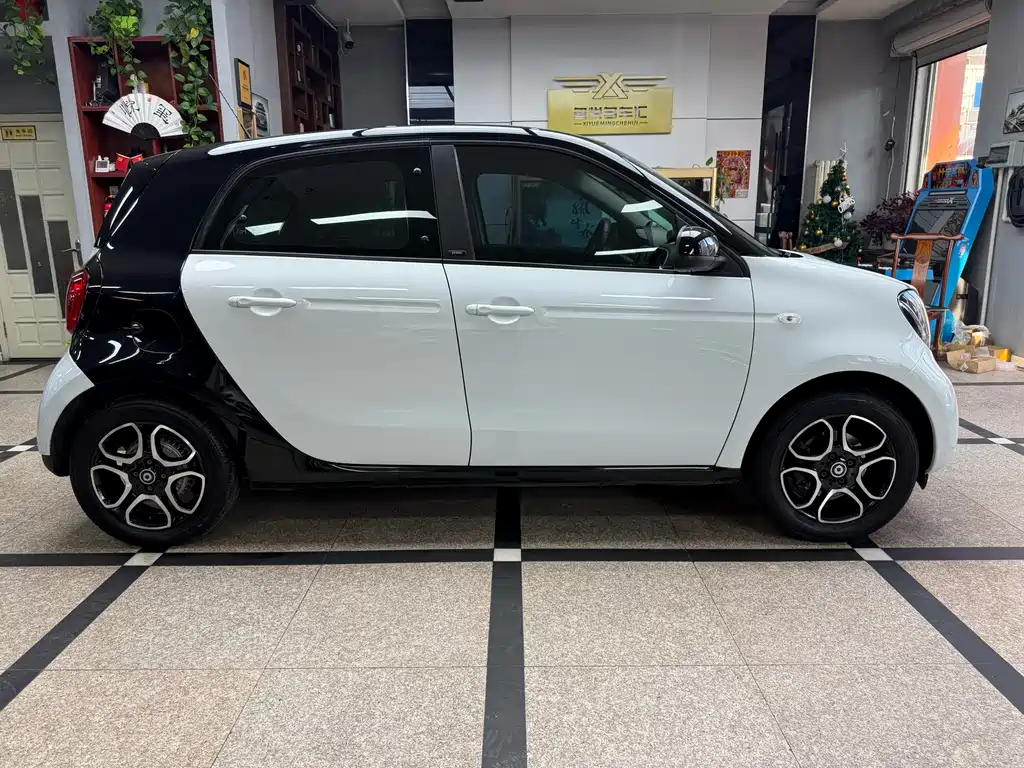 smart Forfour 2019 — фото 4