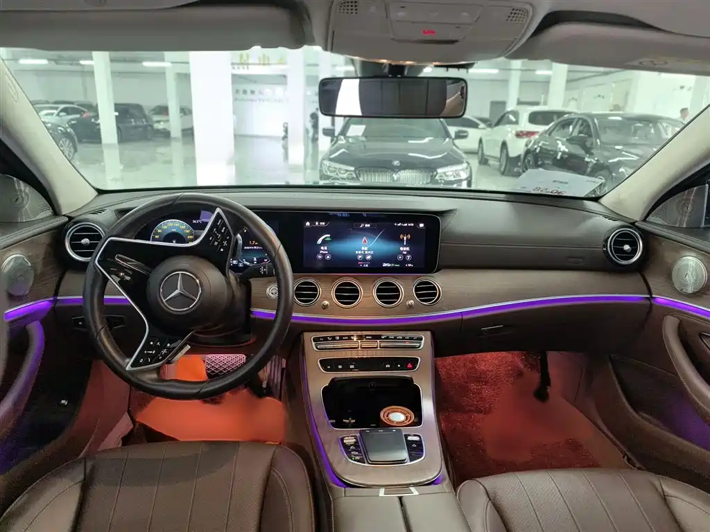 Mercedes-Benz E-Class 2023 — фото 9