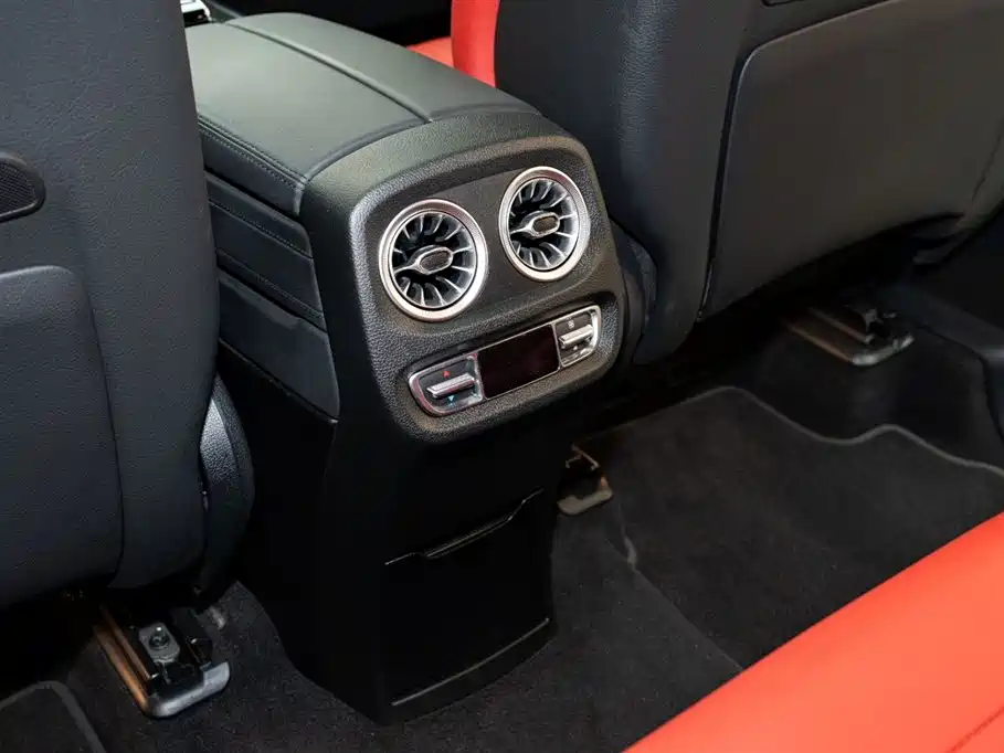 Mercedes-Benz G-Class AMG 2024 — фото 17