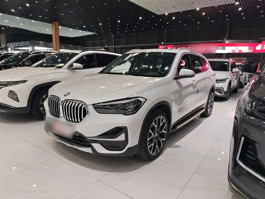 BMW X1 2022 — фото 2