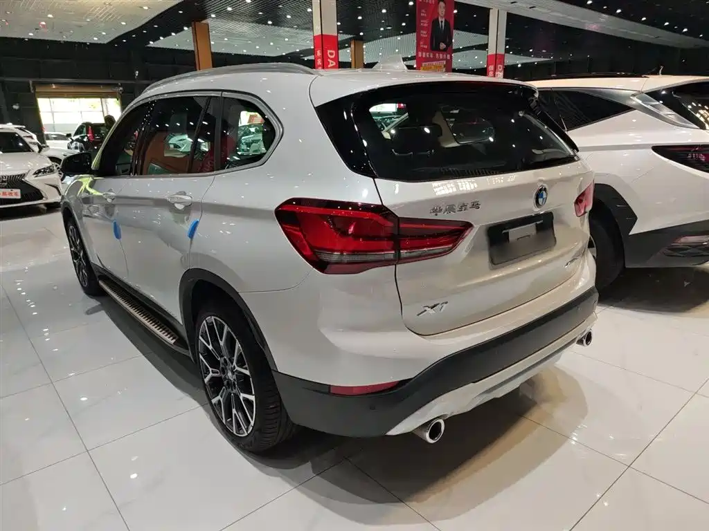 BMW X1 2022 — фото 10