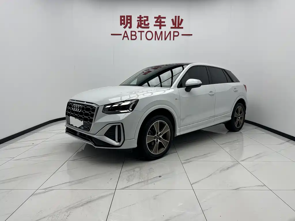 Audi Q2L 2022