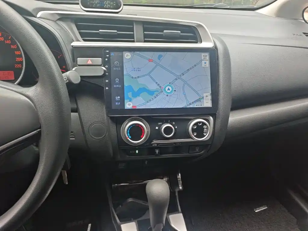 Honda Fit 2018 — фото 13