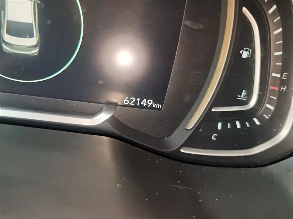 Hyundai Elantra 2020 — фото 3