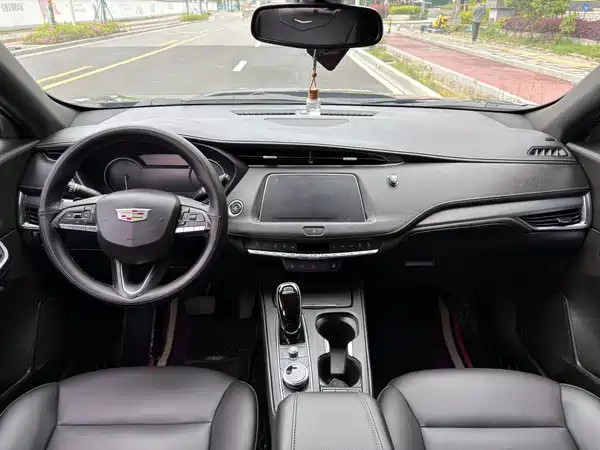 Cadillac XT4 2021