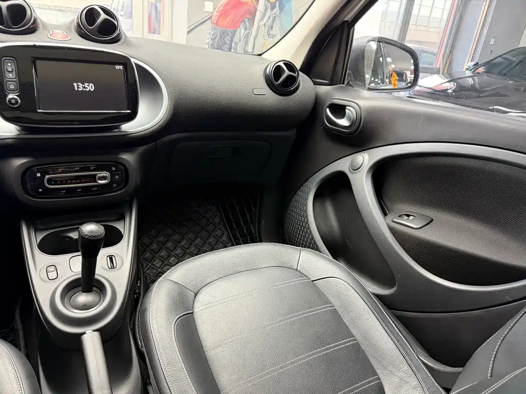 smart Forfour 2019 — фото 21