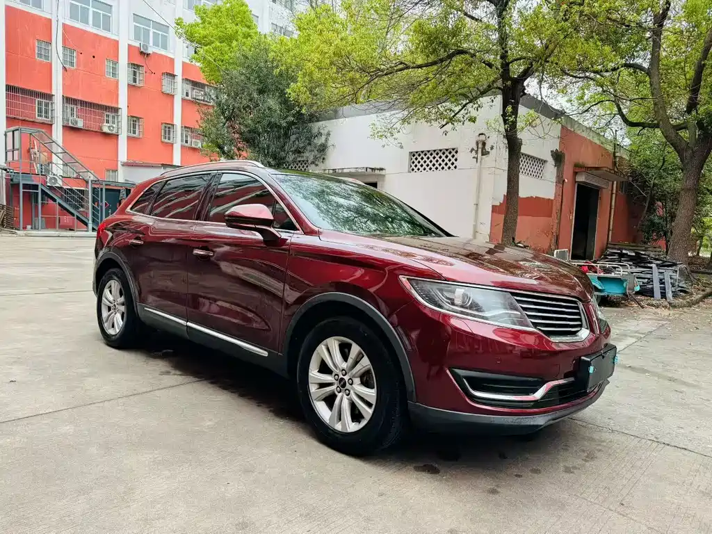 Lincoln MKX 2017 — фото 3