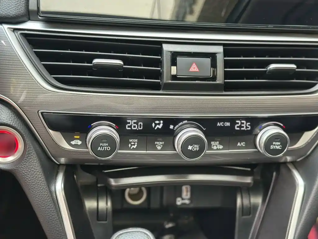 Honda Accord 2023 — фото 22