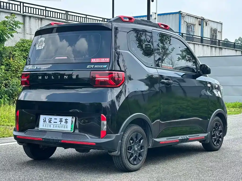 Wuling MINIEV 2022 — фото 9