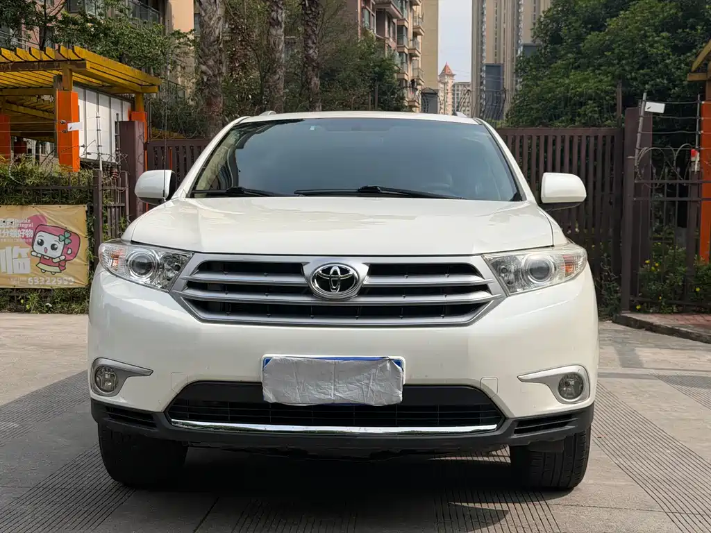 Toyota Highlander 2014 — фото 2