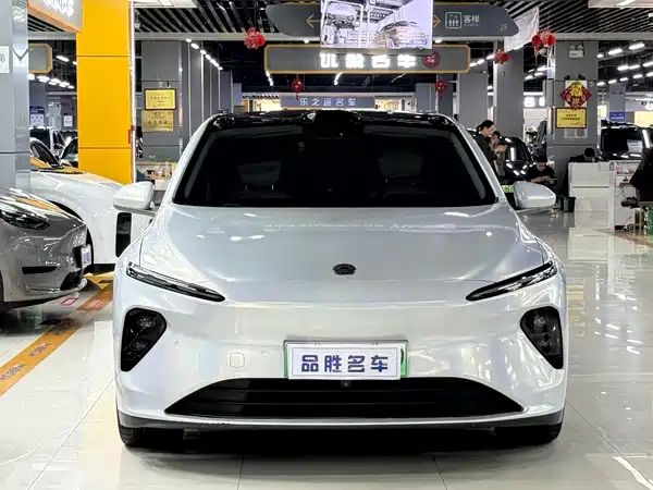 NIO ET7 2022