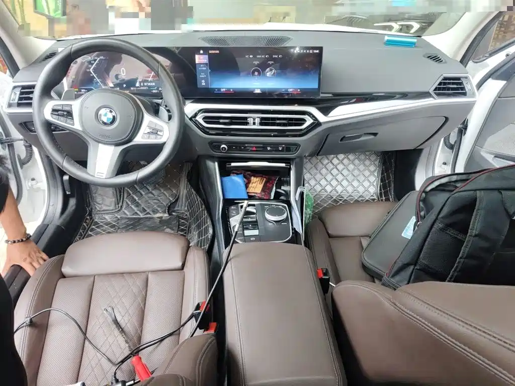 BMW 3 Series 2023