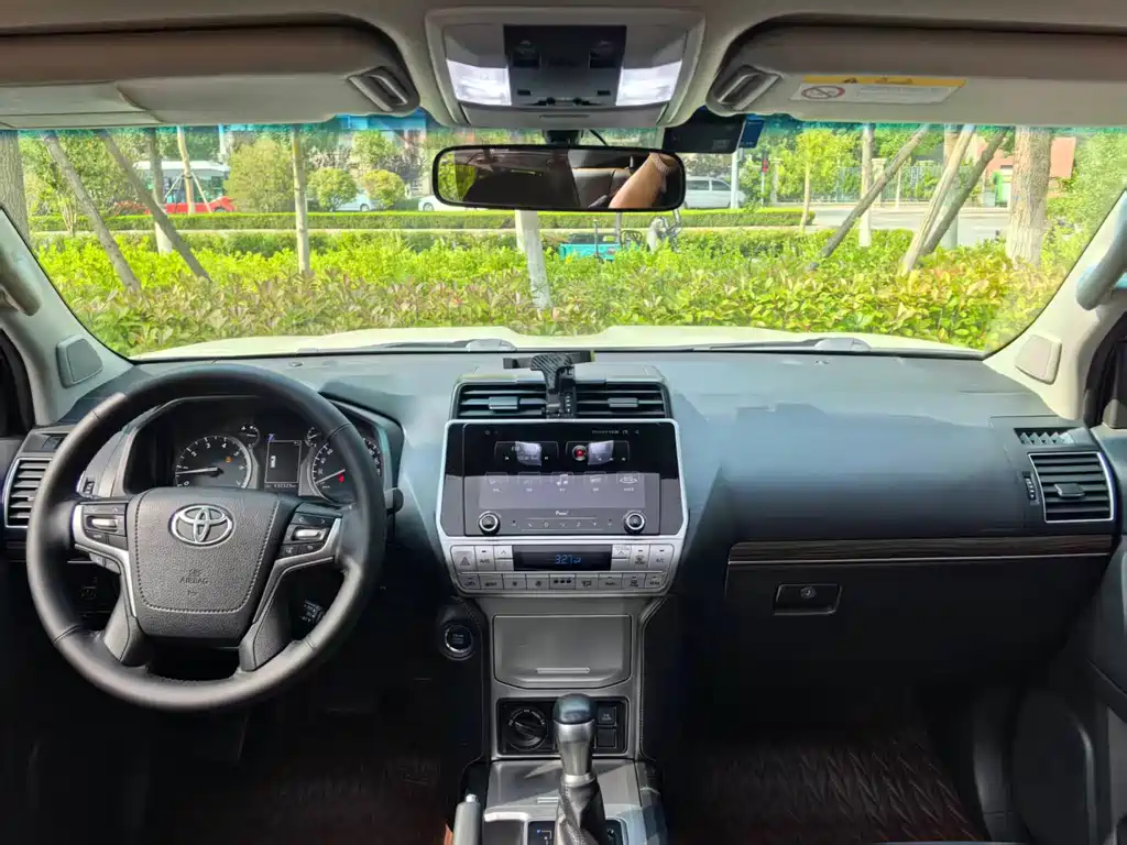 Toyota Prado 2019 — фото 12