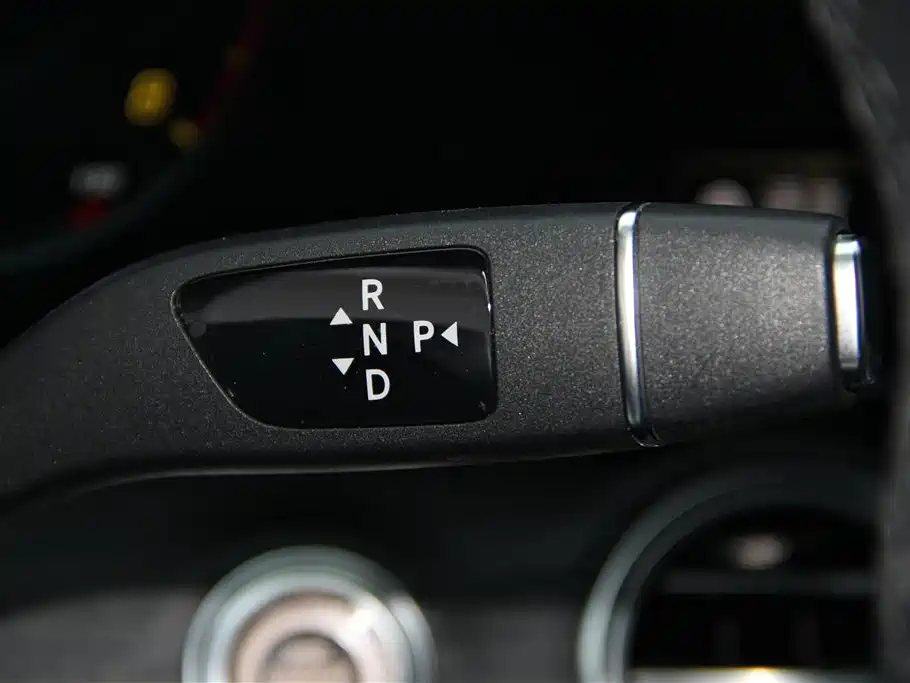 Mercedes-Benz E-Class 2023 — фото 20