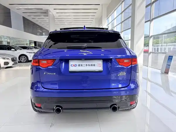 Jaguar F-PACE 2019