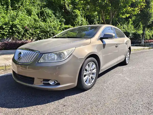 Buick LaCrosse 2012
