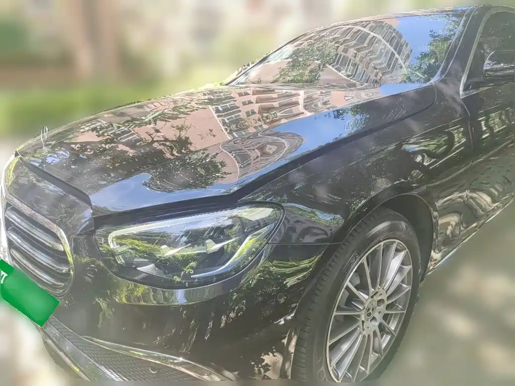 Mercedes-Benz E-Class 2021