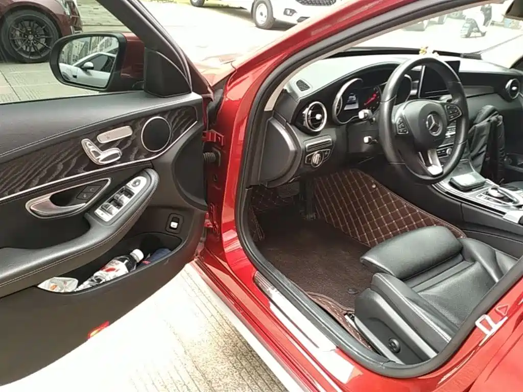 Mercedes-Benz C-Class 2018 — фото 16