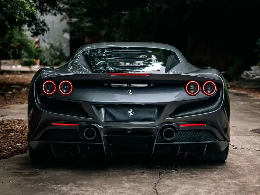Ferrari F8 2021 — фото 2