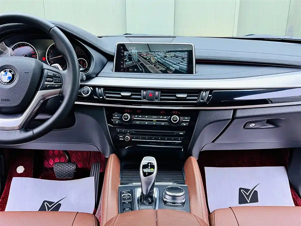 BMW X6 2017 — фото 12
