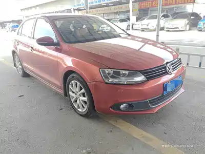 Volkswagen Sagitar 2013