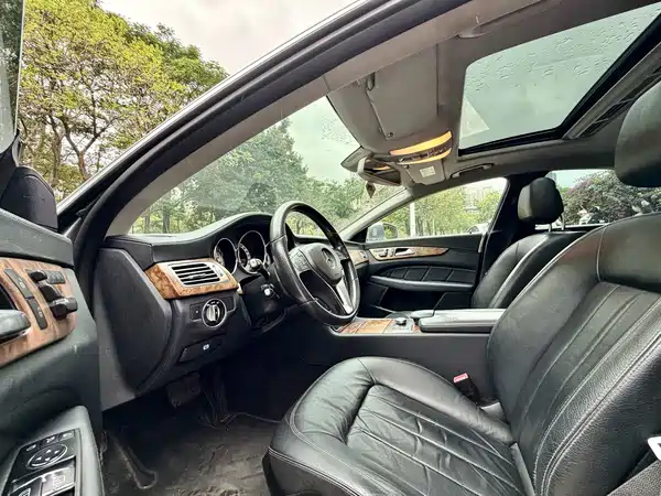 Mercedes-Benz CLS 2012