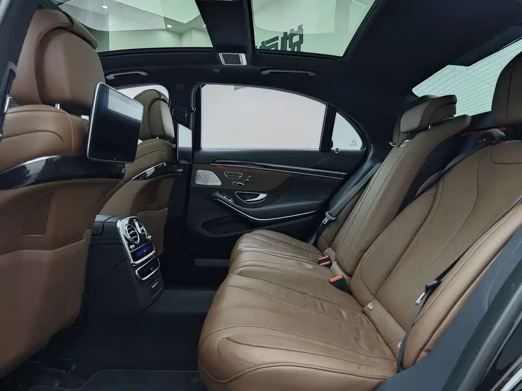 Mercedes-Benz S-Class 2019 — фото 18